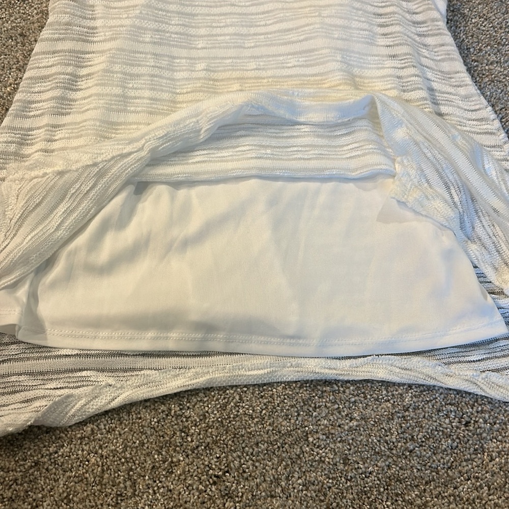 Tank - Picture 2 of 4